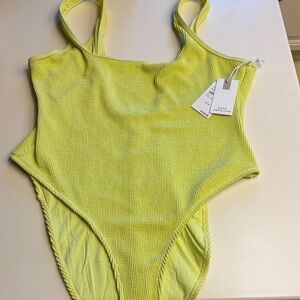 Good American Textured One Piece Bathing Suit 4X/5X